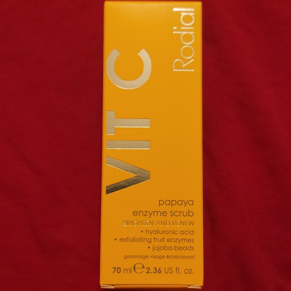 Rodial Papaya Enzyme Scrub